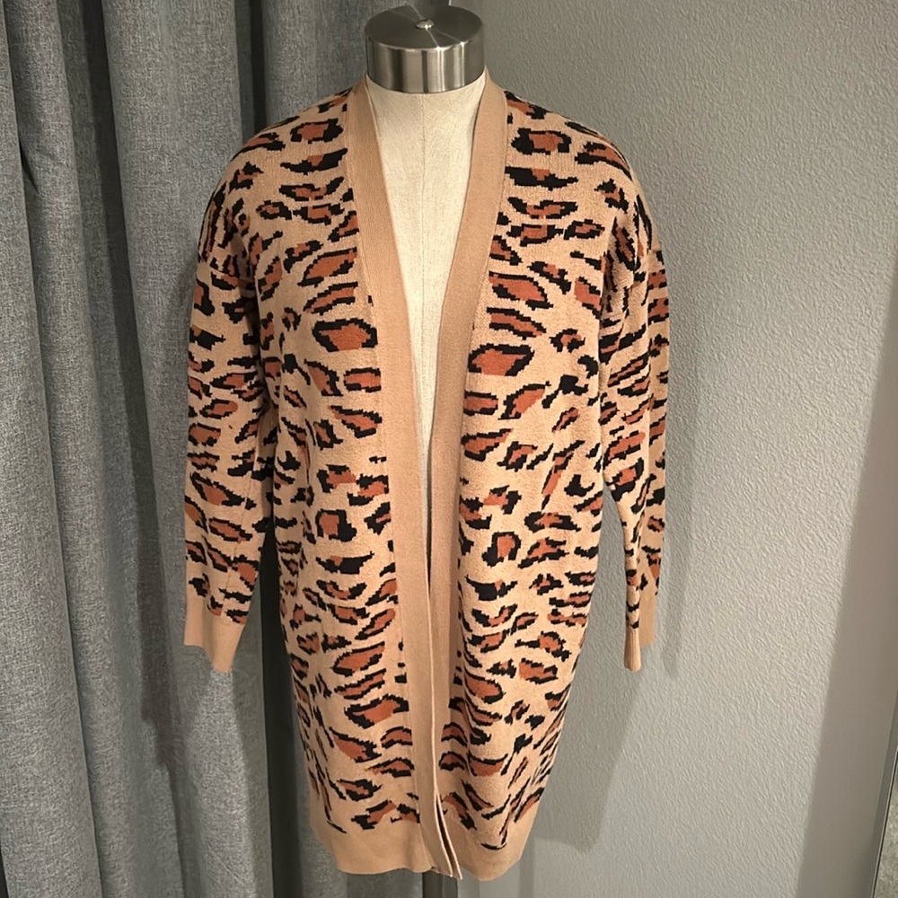 Splendid leopard print cardigan Preloved. Size XS